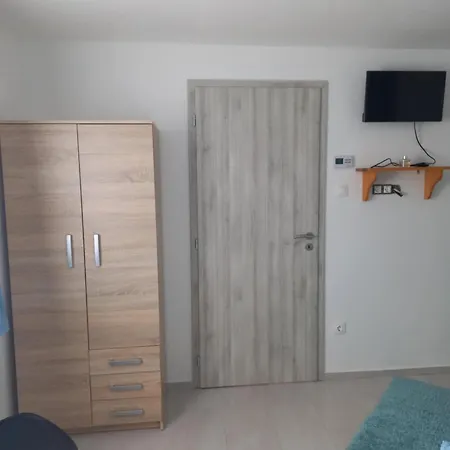 Bb64 Apartmanhaz Bekescsaba