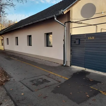 Bb64 Apartmanhaz Apartament